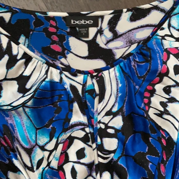 Bebe silk butterfly top - Picture 2 of 6
